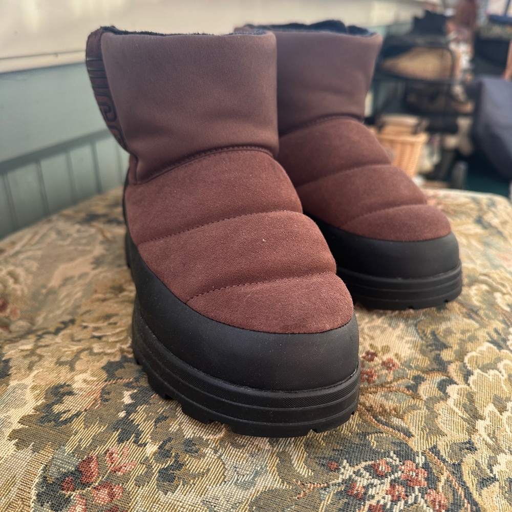 UGG CLASSIC KLAMATH MINI BRUNT CEDAR SHEEPSKIN WOMEN'S, SIZE 7